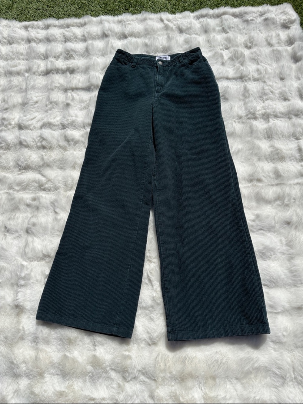 RSQ Wide Leg green Corduroy Pants 25